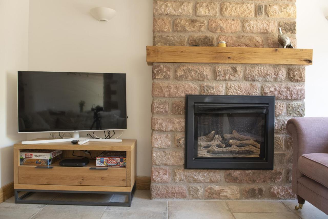 Luxurious Barn Conversion Oakamoor Exteriér fotografie